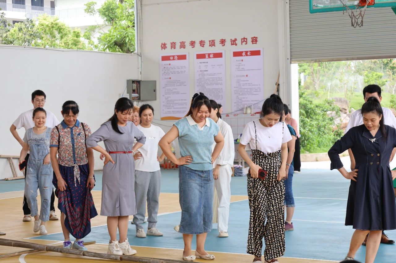 我校举行“五一”国际劳动节教职工游园活动 丨 LY.COM